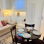 Clarus Apartment In Rome